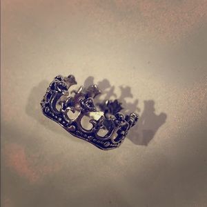 Crown ring